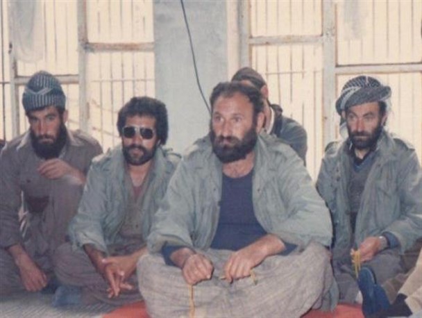 پیشمرگان مسلمان کرد حتی در منازلشان هم امنیت نداشتند