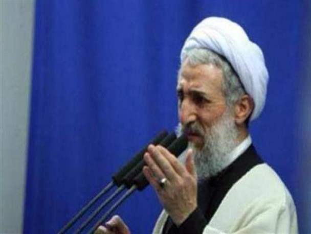 تلقین «ما نمی توانیم» بدترین نوع نفوذ است/میدان کارزار جای لبخند زدن و دست دادن نیست