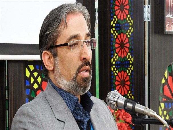 نقدی بر دستاوردسازی آقای فرماندار برای دولت یازدهم/ این روزهای پایانی را صرف خدمت به مردم محروم بیرجند کنید