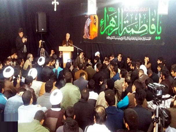 فتنه امروز، ناکارآمدی مسئولان است/ دارد بین اصولگرایی و انقلابی‌گری فاصله می‌افتد +عکس