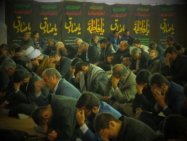 سوگواری عاشقان و ارادتمندان گچسارانی به اهل بیت در شب آخر ایام فاطمیه+تصاویر