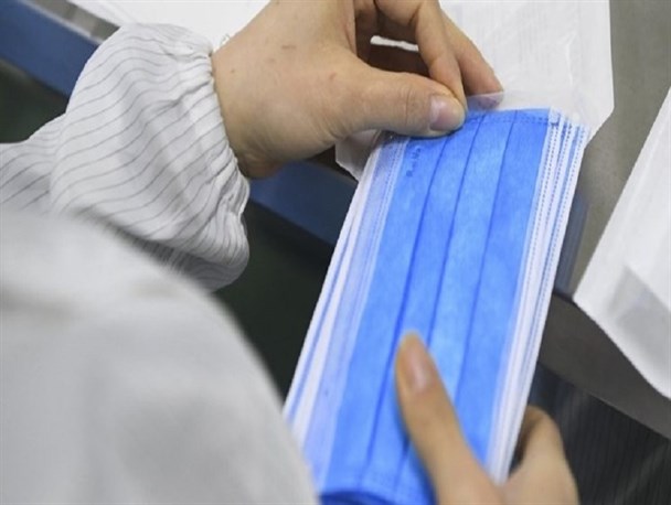 ماسک پزشکی با حداکثر ظرفیت در حال تولید است/ با گران‌فروشان ماسک پزشکی برخورد می شود