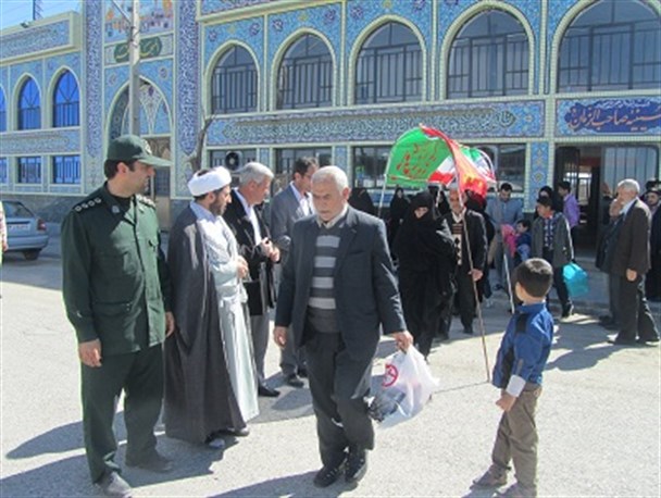 اولین کاروان راهیان نور شهرستان پلدشت عازم مناطق عملیاتی جنوب شد