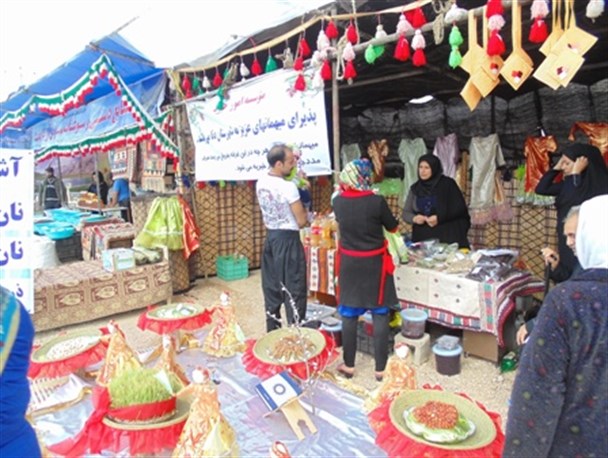 آغاز ورود گردشگران به شهر توریستی سی سخت+ تصاویر