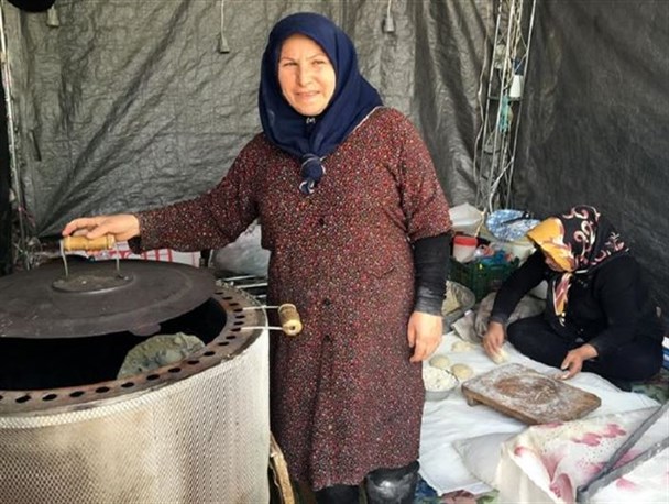 "جشنواره برکت" در مجموعه دولتخانه صفوی میزبان گردشگران است+تصاویر