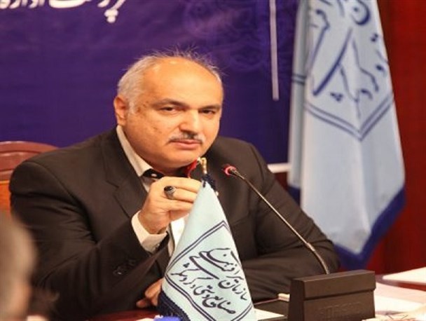 دولت با فراهم کردن زیر ساخت‌های گردشگری سرمایه‌گذاران را به این بخش ترغیب کند