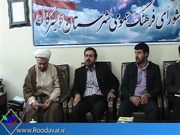 امام جمعه تویسرکان بر هرچه باشکوه تر شدن اعتکاف امسال تأکید کرد