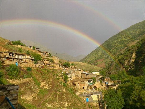 بهار زیبای روستای "سفیدبرگ" در جوانرود