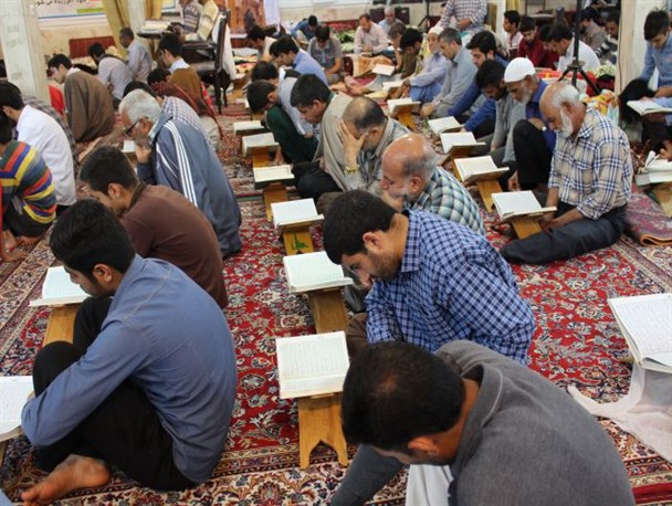 گزارش تصویری از مراسم معنوی اعتکاف در کلاله