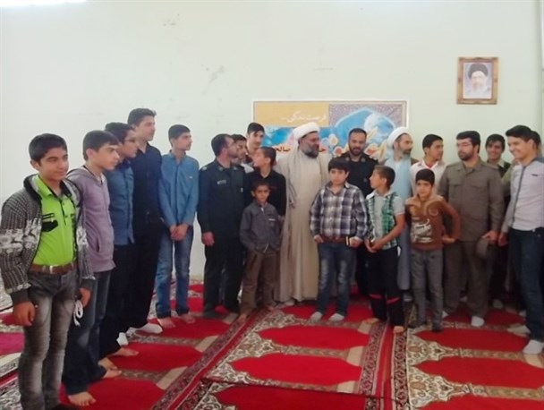 حضور امام جمعه و فرمانده سپاه اردل در جمع معتکفین
