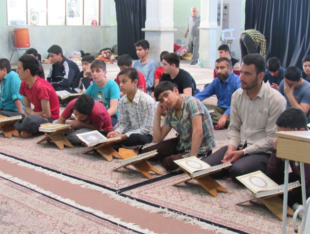 مراسم معنوی اعتکاف در مسجد جامع خشکبیجار+تصاویر