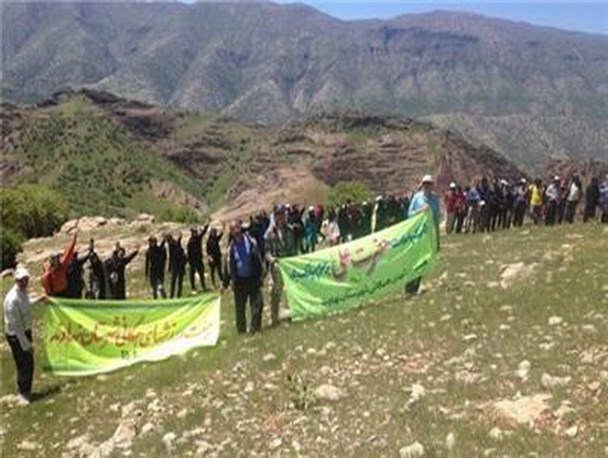 برگزاری همایش کوهپیمائی خانوادگی زمین پاک