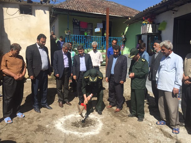 کلنگ زنی 56 واحد مسکونی مددجویی در شهرستان تالش / تصویر