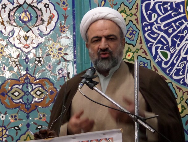امروز چالش انقلاب در عرصه‌های مختلف بین انقلابی‌ها و غیرانقلابی‌های درون نظام است/ حمایت از سپاه و تلاش برای تصویب fatf باهم همخوانی ندارد