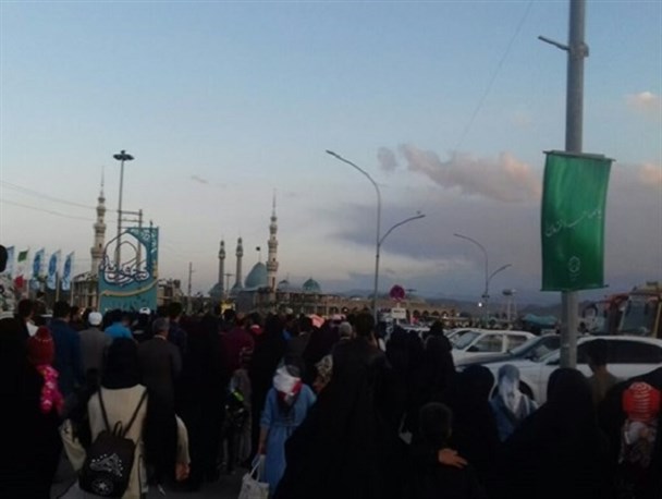 ضعف آشکار مدیریتی قم در روز نیمه شعبان/ نبود برنامه فرهنگی در پیاده‌روی جمکران