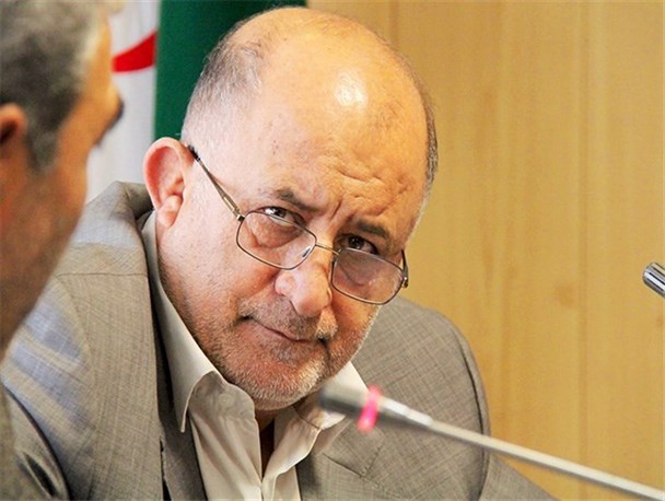 لاریجانی را به عارف ترجیح می‌دهم/ رئیس مجلس دهم باید اصولگرا باشد