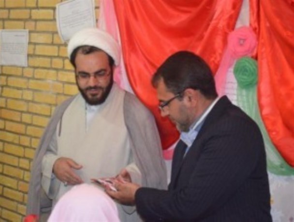 سن تکلیف، سن عمل به امور و اصول دین است