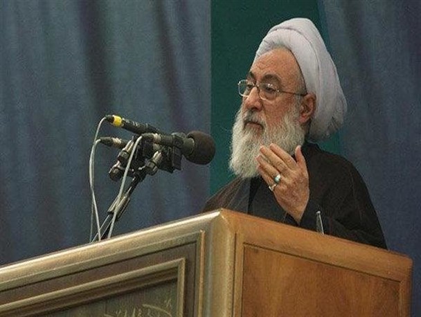 عمار آذربایجان با تبریز خداحافظی می‌کند/ آیت الله شبستری مسئولیت امامت جماعت را به فرد دیگری سپرد