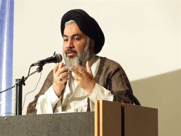 ۹۷ درصد متون شبکه‌های اجتماعی آسیب رسانند/سلبریتی نمی‌تواند الگوی برای تربیت نسل‌ آینده باشد