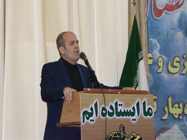 اسلام از انقلابیون و مجاهدان نادم و نان به نرخ روزخورها آسیب می‌بیند