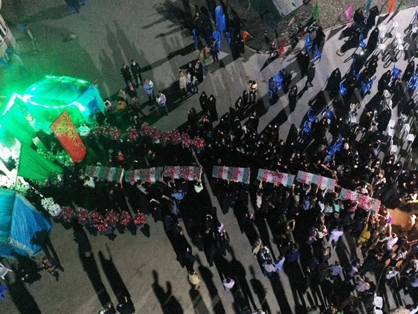 وداع مردم دیار علویان با لاله‌های بهشتی/ نیازمند روحیه جهادگرانه برای اجرای "جهاد تبیین" هستیم