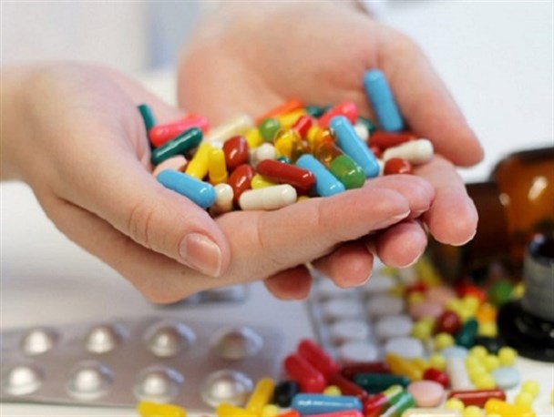 وقتی دارو مثل نقل و نبات مصرف می‌شود/ سرانه مصرف دارو در ایران سه برابر استاندارد جهانی