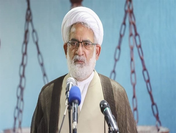 دشمن با همه توان به جنگ اقتصادی با ایران آمده است