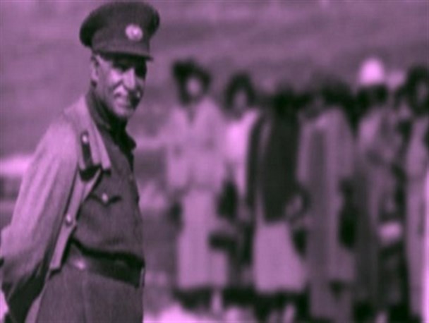 مردی که می‌خواست چادر را از سرزنان بردارد، مُرد