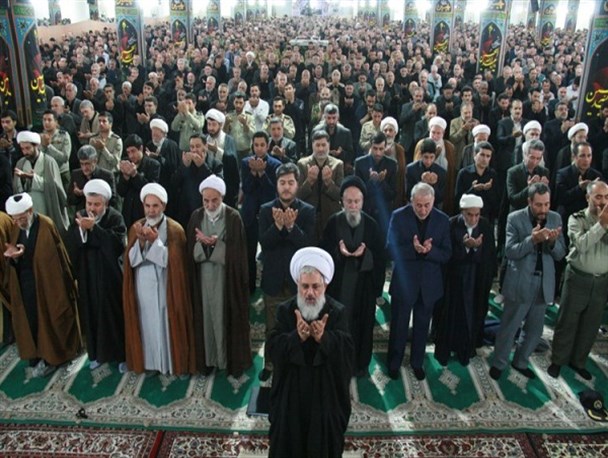 تاریخچه برگزاری نماز جمعه در زنجان/ از برگزاری نماز جمعه در مسجد جامع تا مشکلات بزرگترین مصلی استان