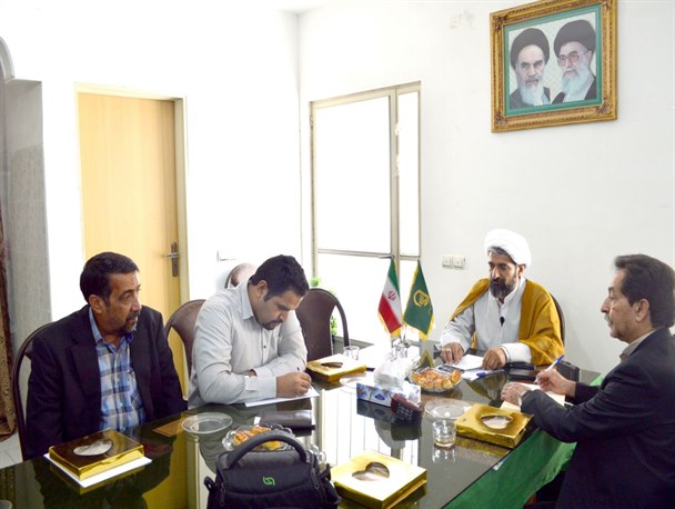 خطوط قرمز و معیارهای انقلابی قابل مذاکره نیست/ وحدت میان مسئولین ارشد شهرستان در سطح مطلوب نیست
