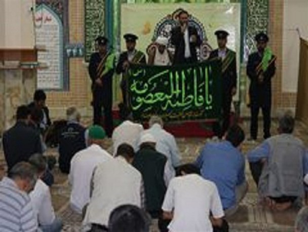 حرم مطهر حضرت زینب بنت موسی بن جعفر به شمیم حرم کریمه اهل بیت عطر آگین شد