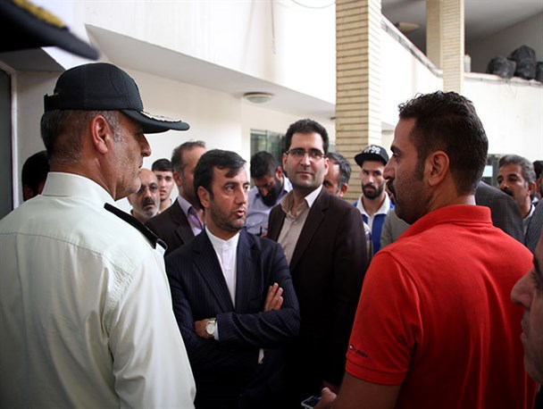 بازدید مسئولان بهارستانی از پایانه حمل و نقل کالای نسیم شهر