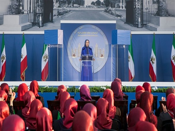 دشمنان ایران، محبوب دل آمریکا و اروپا/ شورشی‌ها در زندان‌های خود محبوس می‌شوند/ گدایی اعضای سازمان مجاهدین خلق در پیاده‌روهای آلمان