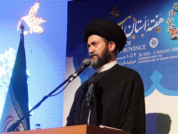 تاریخ بومی مناطق ایران در مدارس تدریس شود/ صفویه برای کشور عزت آفرینی کرده است