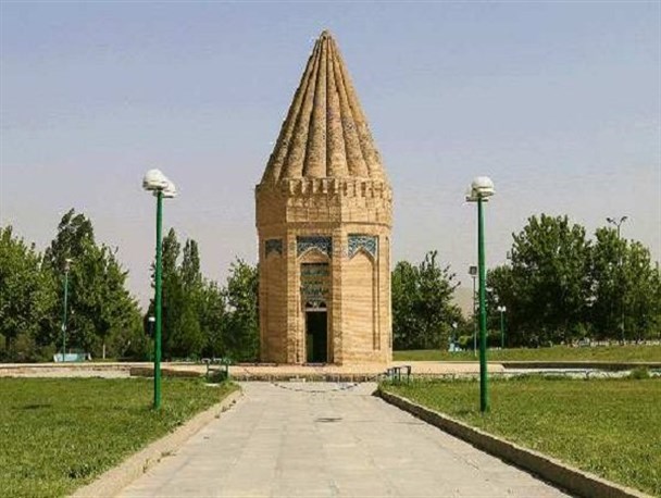 چرایی انتخاب یک روز ملی برای تویسرکان