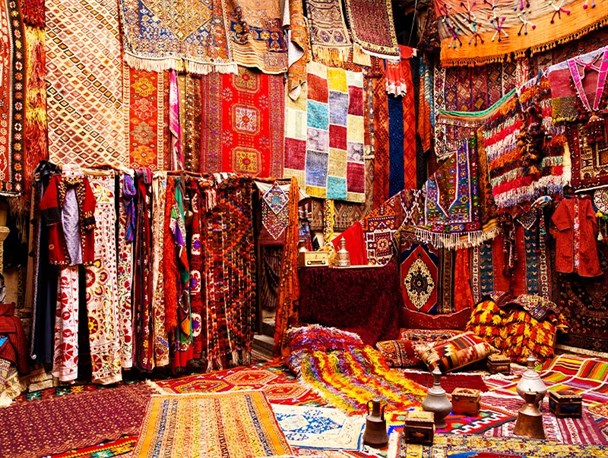 اولین پنجشنبه‌بازار صنایع‌دستی افتتاح می‌شود