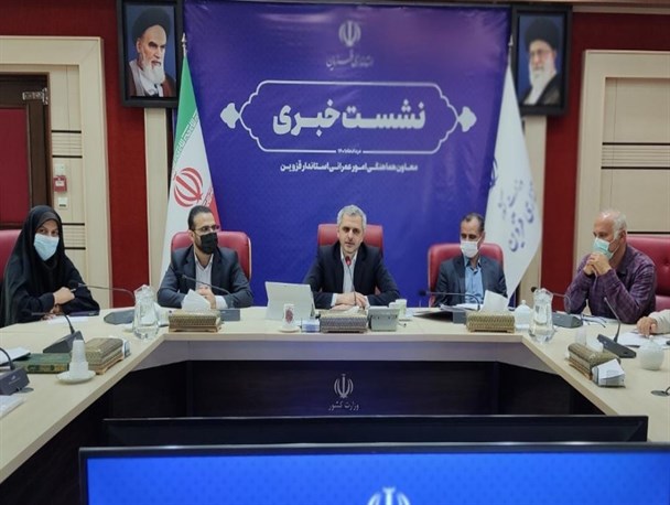 مقابل رفتارهای هیجانی مدیریت شهری ایستادگی می‌کنیم