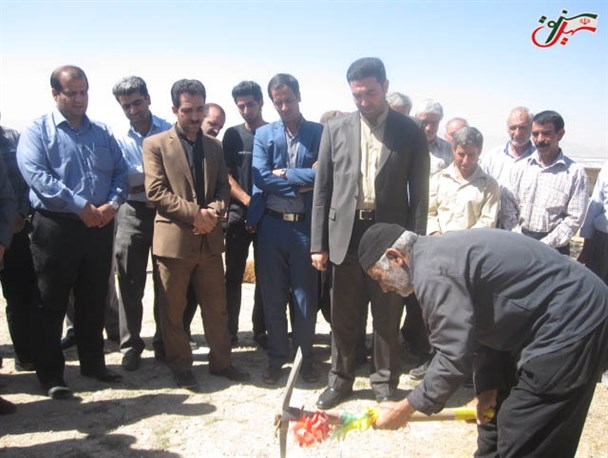 افتتاح و کلنگ زنی 21 طرح عمرانی در شهرستان سنقروکلیایی+تصویر