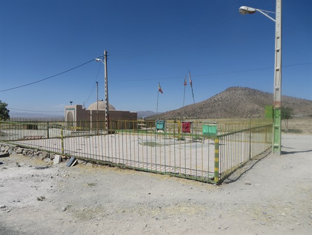 ضرورت ساماندهی گلزار شهدای روستای اسلام آبادشهرستان رابر