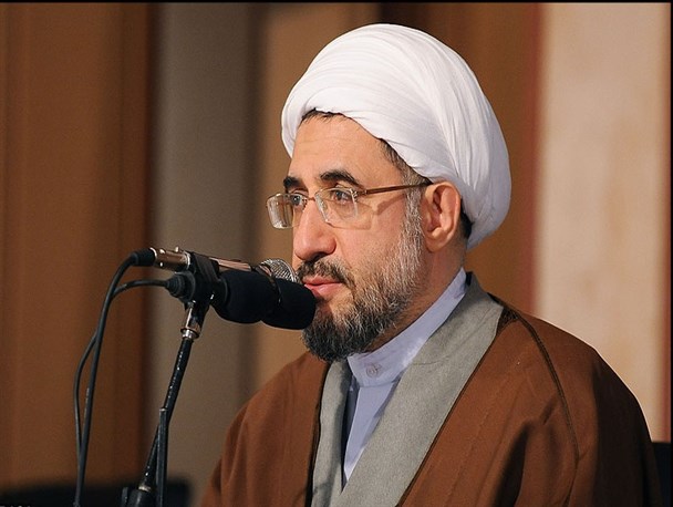 فاصله زیادی با خاموش شدن آتش فتنه در منطقه نداریم/اسلام آمریکایی به دنبال ایجاد جبهه های ستیز در کشورهای اسلامی است