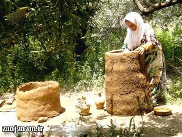 ساخت تنور در روستاهای زنجان+تصاویر