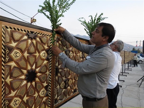 رونمایی از درب های صحن ضریح امام حسین(ع) در جهرم + تصاویر
