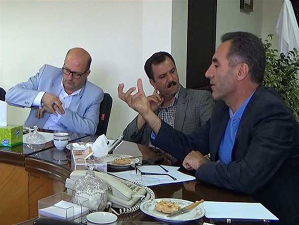 چهار برتامه در یک جشنواره