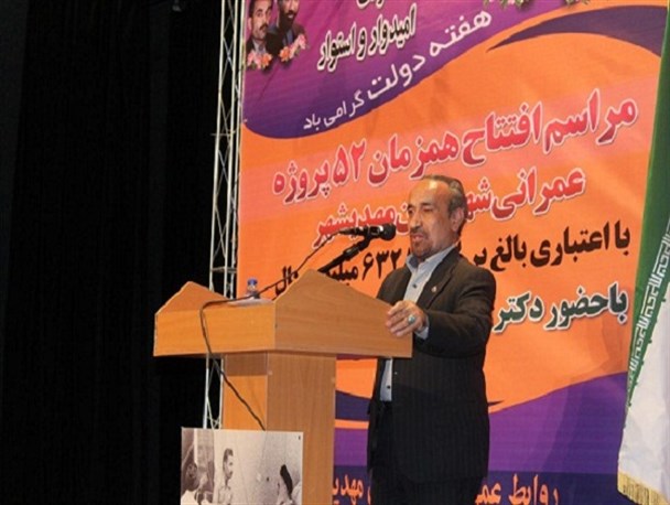 مدیران دولتی انتقاد را تحمل کنند