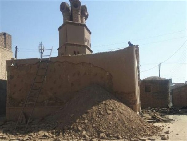 آغاز مرمت و بازسازی بادگیرهای چپقی سیرجان