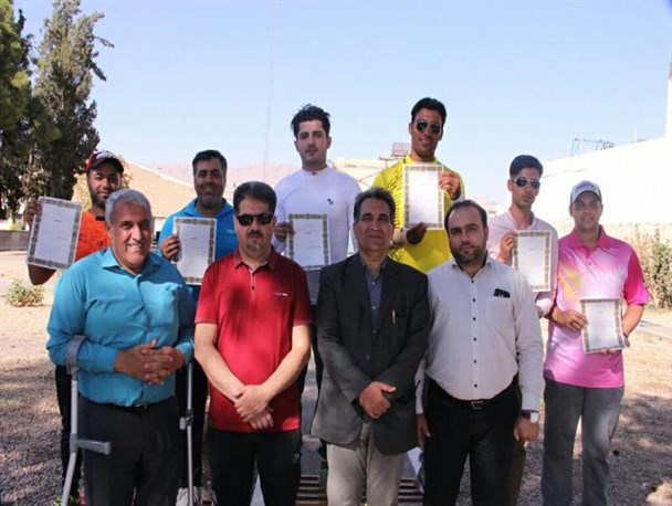 مسابقات تیراندازی با کمان قهرمانی و انتخابی استان فارس نفرات برتر خود را شناخت