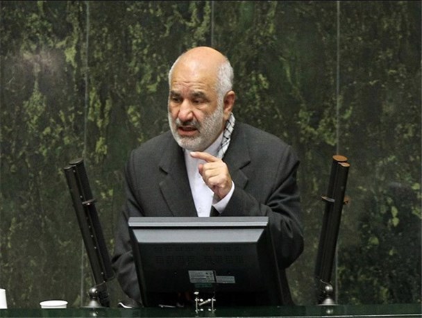 وعده های آبی دولت برای اصفهان محقق نشد/ «اشرافی گری» عامل انحطاط در بین مسئولان است