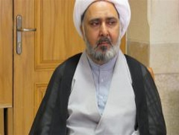 برای پیشرفت، اختلاف سلایق را کنار بگذاریم/ مهاباد قطب فرهنگی می شود
