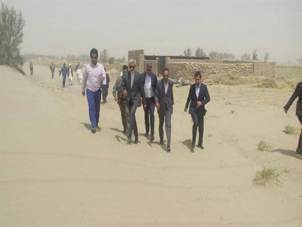 توفان و گردوخاک ۷۰۰ سیستانی را راهی بیمارستان کرد/۱۰۰ درصد استان تحت تاثیر خشکسالی شدید