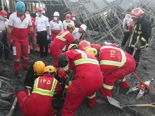 ریزش ساختمان درحال ساخت در بجنورد یک کشته و یک زخمی برجا گذاشت